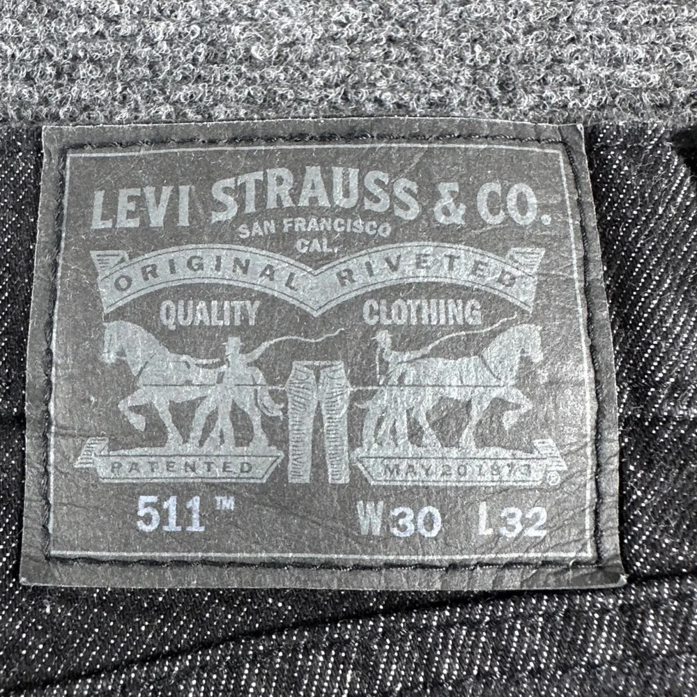 Levi's 511 Slim Fit Jeans Mens 30x32 Gray Charcoal Denim Waterless NWT